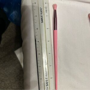 Morphe X Jeffree Star JS12 Sport Mode Blender Brush eyeshadow Brush In Package